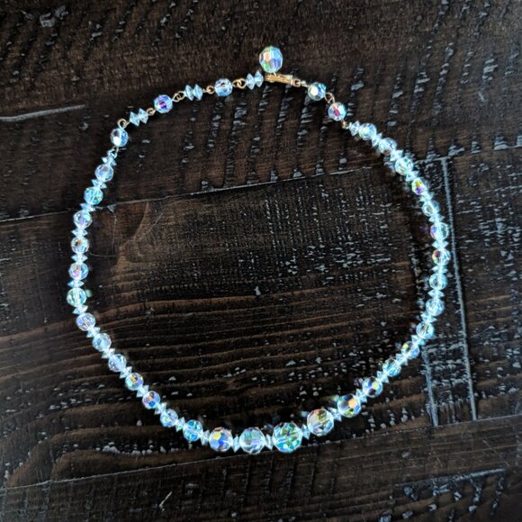Vintage Aurora Borealis Beaded Choker Necklace Retro Dainty Feminine Crystal - Picture 8 of 8